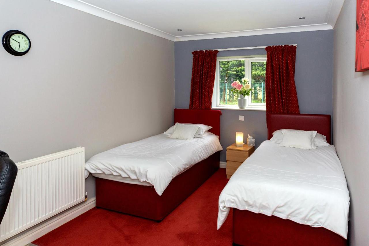 Lenox Farm Bed & Breakfast Hale  Luaran gambar